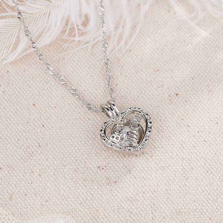 Best Mom Glow in the Dark Necklace