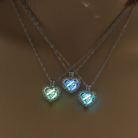 Best Mom Glow in the Dark Necklace